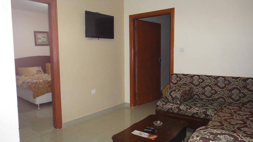 Baraka Al Aqaba Hotel Suites Oda fotoğraf